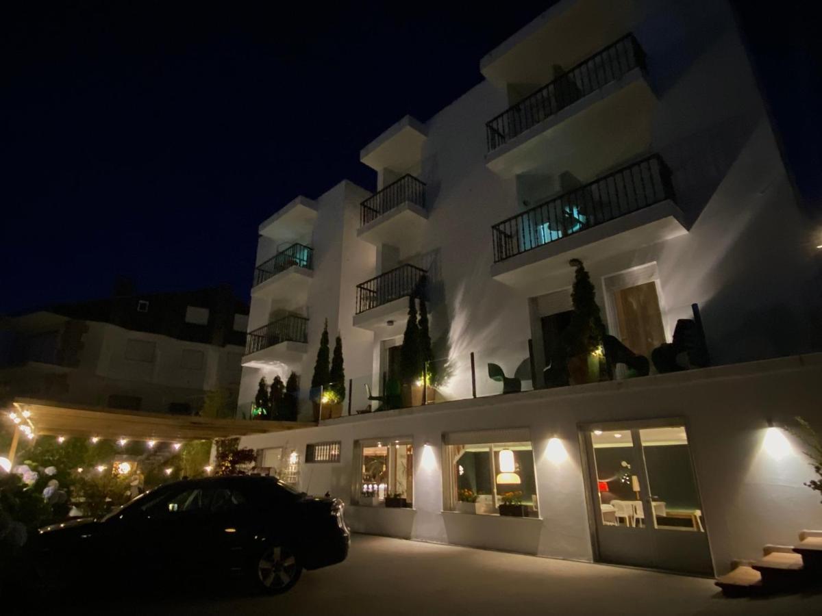 Hotel Farsund 아레아스 외부 사진