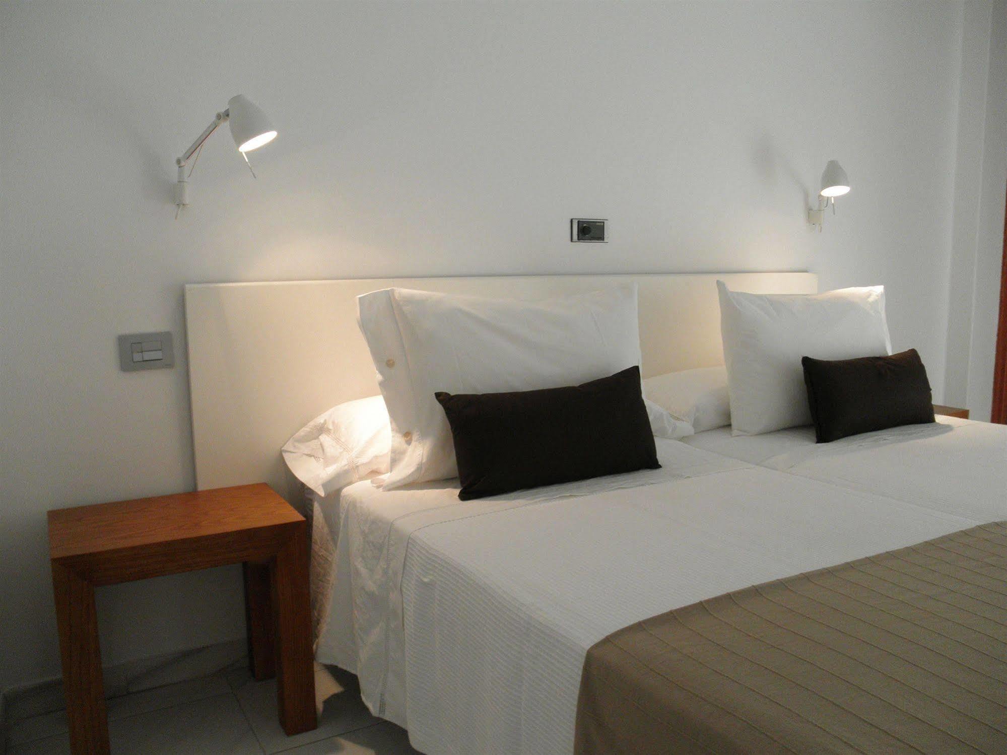 Hotel Farsund 아레아스 외부 사진